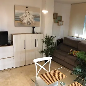 precioso-apartamento-a-50-metros-de-la-playa.1costadelsol.com/